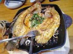 香茅草烤罗非鱼-云海肴·云南小炒·汽锅鸡(天津国金汇店)