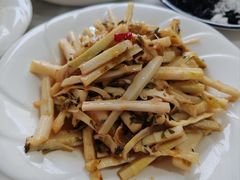 -天乐农家鱼头王(天目湖店)