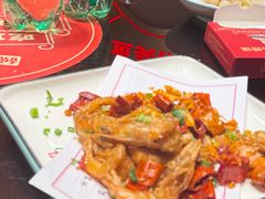 -魏铭鱼头捞饭(晋阳路店)