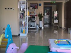 -瑞尔齿科(天津国际大厦诊所)