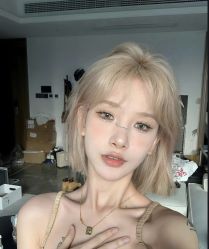 -丝语萱形象
