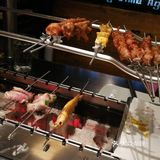 这的羊肉的味道很不错，沾料吃很独特