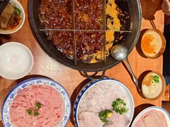 -周小明火锅(黑金冠社区店)