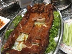-光海鲜鱼翅餐厅(叻差拉披色路店)