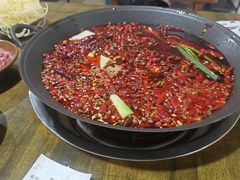 -黄潇洒老火锅(九眼桥宏济巷店)