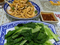 -蜗牛小馆醉乡民谣云南菜(惠新西里店)