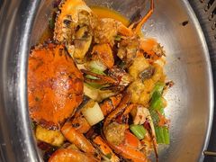 -七欣天香辣蟹火锅(上海银亿滨江店)