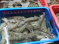 -三亚新鸿港水果一级批发市场