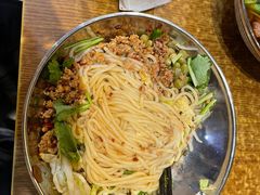 -苗八碗米线