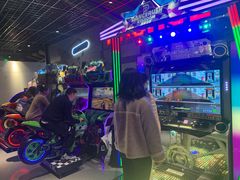 -世代星球·保龄球·镭战真人CS·团建(杨浦店)