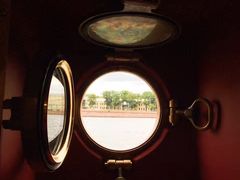 -阿芙乐尔号巡洋舰