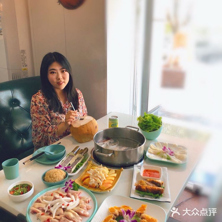 吸收了鸡油的米饭亮蹭蹭的特吸引人!
