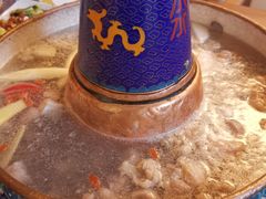 -毛辣果·贵州红酸汤牛肉火锅(西单店)