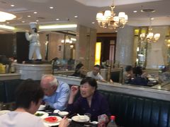 -小龙酒家(桂平路店)