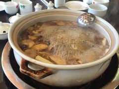 -东巴谷野生菌火锅餐厅