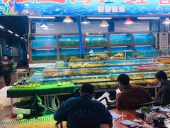 -渔人湾码头海鲜市场负二楼