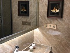 -东北大厦酒店(沈阳北站青年大街店)