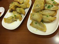 -小姜锅贴(凤凰街店)
