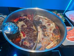 -唯爱KTV聚会餐厅(仙林东城汇店)
