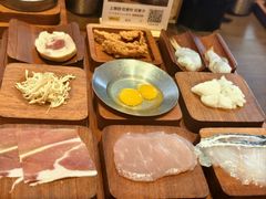 -银米·云南传统过桥米线(双廊黑金冠店)