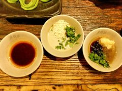 -老牌坊云南鱼豆花火锅(爱建店)