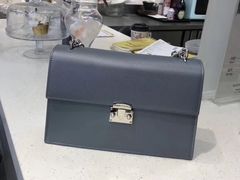 -CHARLES&KEITH(城西银泰店)