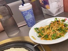 -锅飘飘·东北铁锅炖(雨花客厅店)