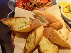 -大头虾越式风味餐厅(光明广场店)