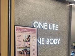 -Z&B Fitness Studio·Gym(前滩L+PLAZA店)