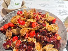 -巴厘龙虾·榜首油焖大虾(音乐学院·沿江酒馆店)