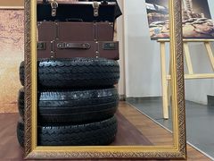 -上海星瀚奔驰4S店(红柳路店)