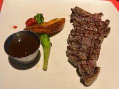 安格斯牛西冷牛排-乐意坊Alla Torre意大利手工披萨(陆家嘴旗舰店)