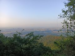 -紫金山山顶公园