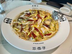 -渔语鱼酸菜鱼新川菜(来福士店)