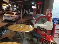 -活泼海鲜烧烤(美食街总店)