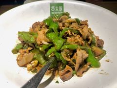 -费大厨辣椒炒肉(万家丽一店)