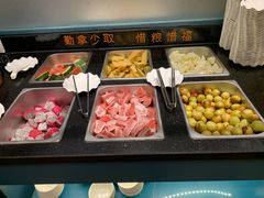 -小鱼小牛·鱼牛干锅·脆鱼火锅(世欧广场店)