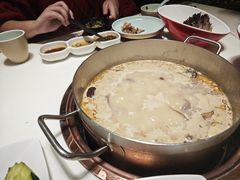 -洪氏嗨捞·猪肚鸡火锅(阳光天地店)
