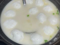 -莲餐厅·湖北菜·潜江小龙虾店(愚园路店)