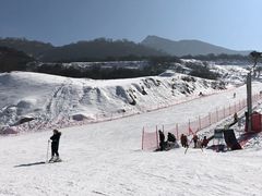 -太子岭滑雪场