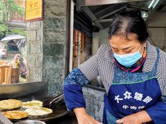 -大众跷脚牛肉馆·非遗传承单位(峨眉山店)
