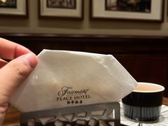 -上海和平饭店维克多咖啡厅 Victor's