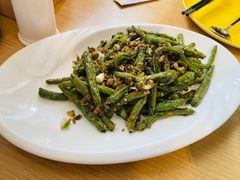 -渝信川菜 · 川味家常菜(财富购物中心店)