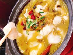 -周鱼小馆石锅酸菜鱼(活力汇店)