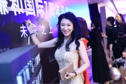 -珠海女王嫁衣馆(珠海左右创意园店)