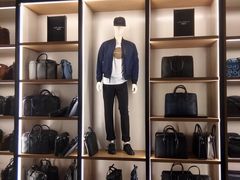 -COACH蔻驰(赛特奥特莱斯店)