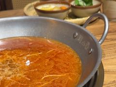 -野山舂·贵州现舂酸汤牛肉(东山店)