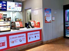 -肯德基(西影路店)