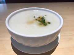 沸腾鱼片粥-避风塘(百联东郊店)