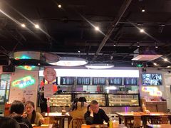 大堂-马路牙子地桌烤肉(工体店)